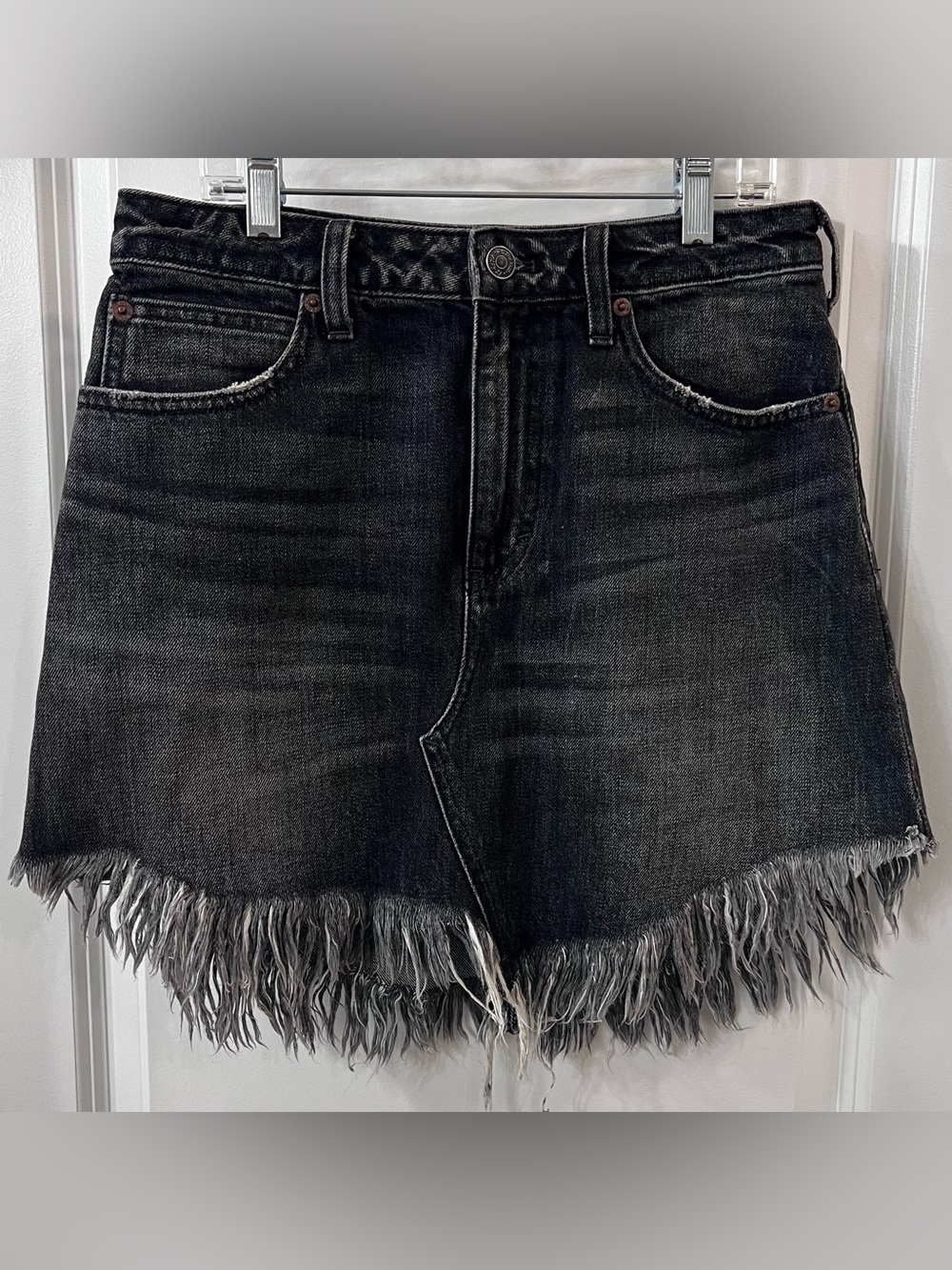 EUC Free People Women's Bailey Denim Skirt in Maverick, 27